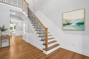 37 Burnet St, Livingston, NJ 07039 - Photo 2