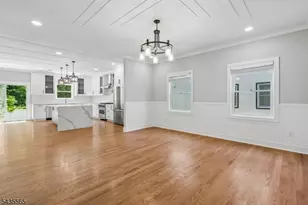 37 Burnet St, Livingston, NJ 07039 - Photo 12