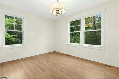 155 Dogwood Ln, Berkeley Heights Township, NJ 07922 - Photo 20
