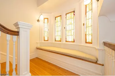 16 Upper Mountain Ave, Montclair, NJ 07042 - Photo 10