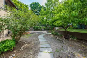 16 Upper Mountain Ave, Montclair, NJ 07042 - Photo 34