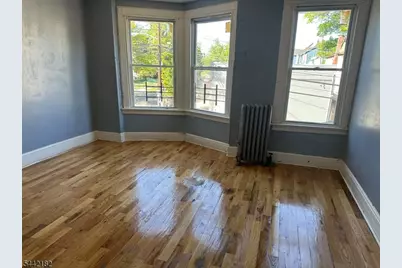 132 Chester Ave, Newark, NJ 07104 - Photo 4