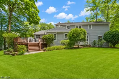 69 Penwood Dr, New Providence, NJ 07974 - Photo 8