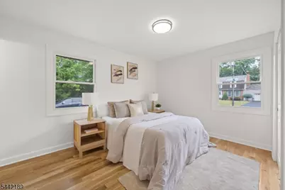 100 Pier Ln, Fairfield, NJ 07004 - Photo 18
