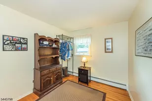 309 Knox Way, Hopatcong, NJ 07843 - Photo 12