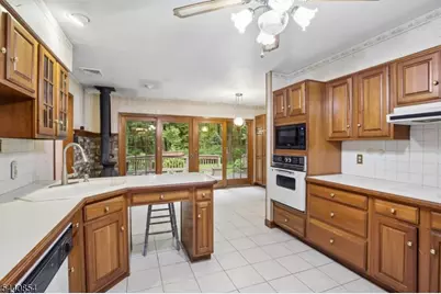 554 Green Pond Rd, Rockaway Township, NJ 07866 - Photo 12