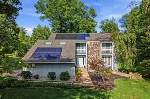30 Willow Brook Ln, Clinton Township, NJ 08801 - Photo 2