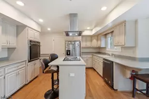 30 Willow Brook Ln, Clinton Township, NJ 08801 - Photo 14