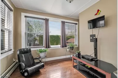 50 Spruce Ave, Ridgefield, NJ 07660 - Photo 12