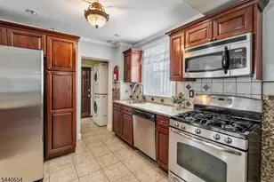 50 Spruce Ave, Ridgefield, NJ 07660 - Photo 6