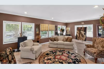 218 Maxwell Ave, Hightstown, NJ 08520 - Photo 8