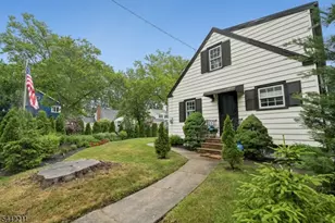 24 Iris Rd, Summit, NJ 07901 - Photo 34