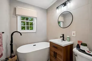 24 Iris Rd, Summit, NJ 07901 - Photo 16