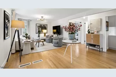 24 Iris Rd, Summit, NJ 07901 - Photo 8