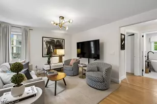 24 Iris Rd, Summit, NJ 07901 - Photo 4