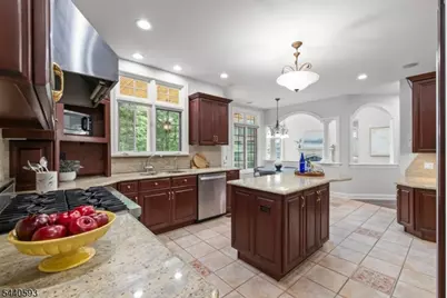 33 Fox Run, North Caldwell, NJ 07006 - Photo 16