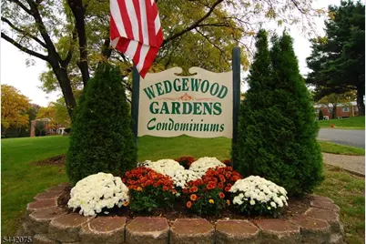 28 Wedgewood Dr #42, Verona, NJ 07044 - Photo 20