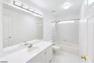 51 Bouwrey Pl, Readington Twp., NJ 08889 - Photo 28
