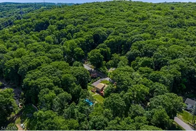166 Glenside Trl, Byram Township, NJ 07871 - Photo 34