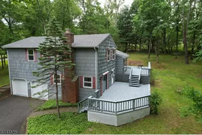 200 Hockenbury Rd, Hillsborough Township, NJ 08844 - Photo 2