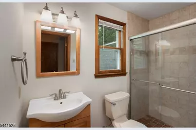200 Hockenbury Rd, Hillsborough Township, NJ 08844 - Photo 24