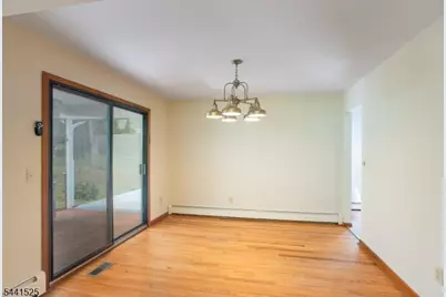 200 Hockenbury Rd, Hillsborough Township, NJ 08844 - Photo 10