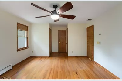 200 Hockenbury Rd, Hillsborough Township, NJ 08844 - Photo 20