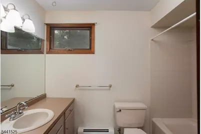 200 Hockenbury Rd, Hillsborough Township, NJ 08844 - Photo 30