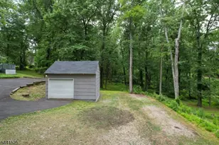 200 Hockenbury Rd, Hillsborough Township, NJ 08844 - Photo 34