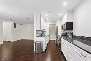364 E Ridgewood Ave, Ridgewood, NJ 07508 - Photo 10