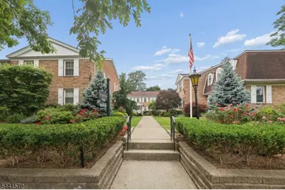364 East Ridgewood Ave #3, Ridgewood, NJ 07508 - Photo 2