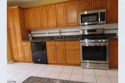 3443 Bloomingdale Dr, Hillsborough Township, NJ 08844 - Photo 10