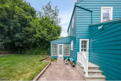 15 Pierson St, Bloomfield, NJ 07003 - Photo 42