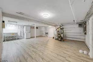 15 Pierson St, Bloomfield, NJ 07003 - Photo 36