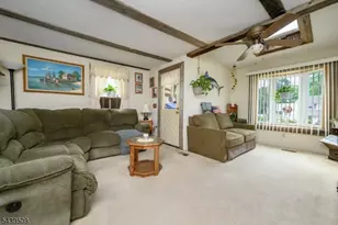 202 Grove St, North Plainfield, NJ 07060 - Photo 4