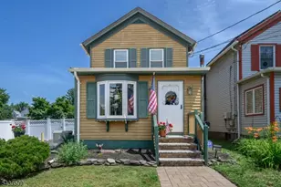 202 Grove St, North Plainfield, NJ 07060 - Photo 1