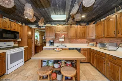 202 Grove St, North Plainfield, NJ 07060 - Photo 12