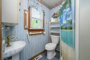 202 Grove St, North Plainfield, NJ 07060 - Photo 14