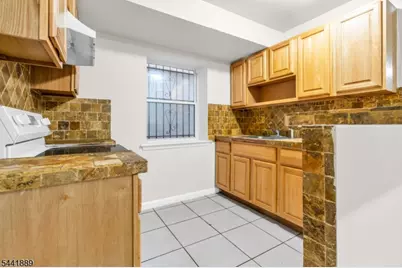 285 S 6th St, Newark, NJ 07103 - Photo 32