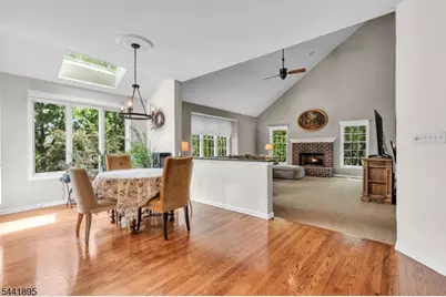 8 Steeplechase Ln, Franklin Township, NJ 08802 - Photo 6