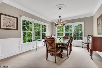 8 Steeplechase Ln, Franklin Township, NJ 08802 - Photo 4