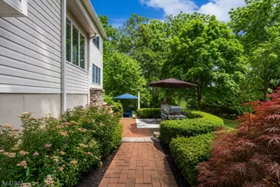 8 Steeplechase Ln, Franklin Township, NJ 08802 - Photo 24