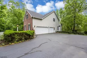 8 Steeplechase Ln, Franklin Township, NJ 08802 - Photo 30