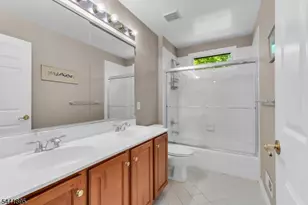 8 Steeplechase Ln, Franklin Township, NJ 08802 - Photo 14