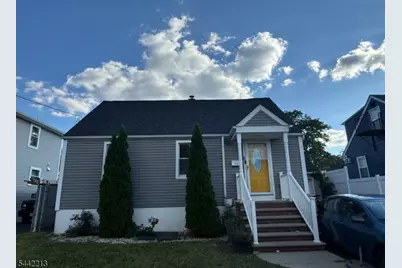211 Bradford Ave, Linden, NJ 07036 - Photo 2
