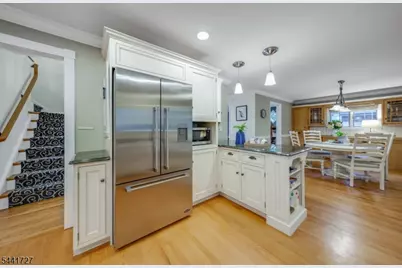 38 Hilltop Ter, Chatham Township, NJ 07928 - Photo 20