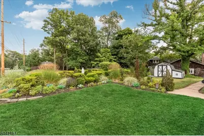 374 South Ave, Fanwood, NJ 07023 - Photo 12