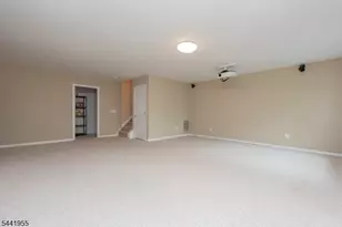 2404 Vantage Ct, Denville, NJ 07834 - Photo 14