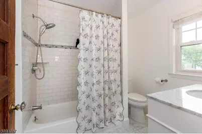 19 Forest Ave, Verona, NJ 07044 - Photo 20