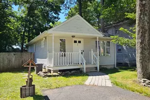 22 Amherst Way, Hopatcong, NJ 07843 - Photo 1